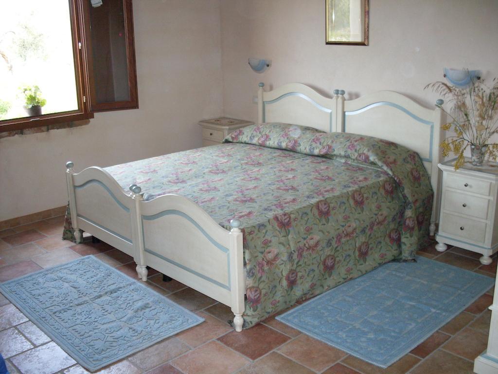 Terragalana Villa Orosei Room photo